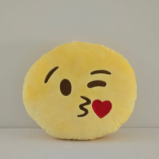 Pliušinis žaislas „Kiss Emoji“ | 20 cm | Geltonas-meskiai.lt