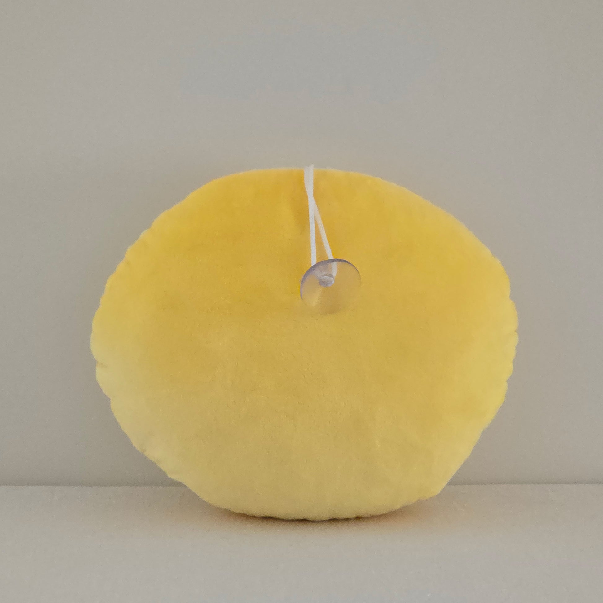Pliušinis žaislas „Laughing Emoji“ | 20 cm | Geltonas-meskiai.lt